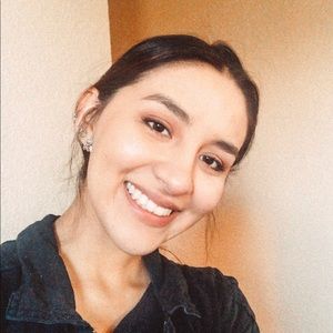 Meet your Posher, Alysia